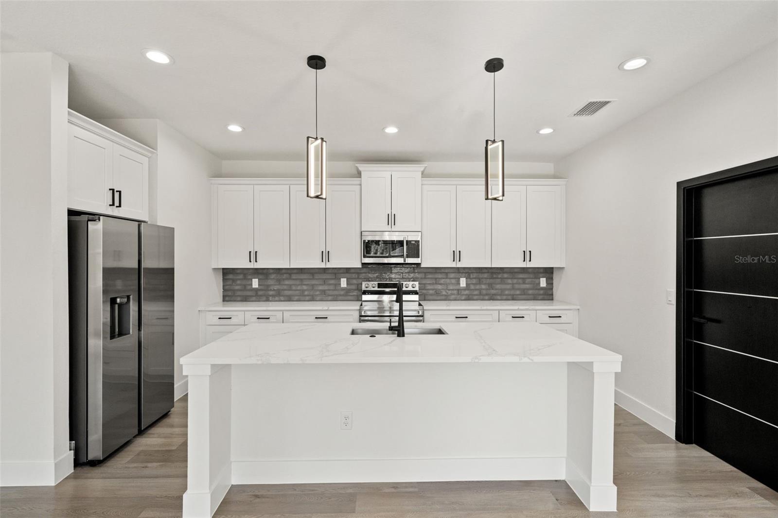 CITRUS SPGS UNIT 13 - Residential