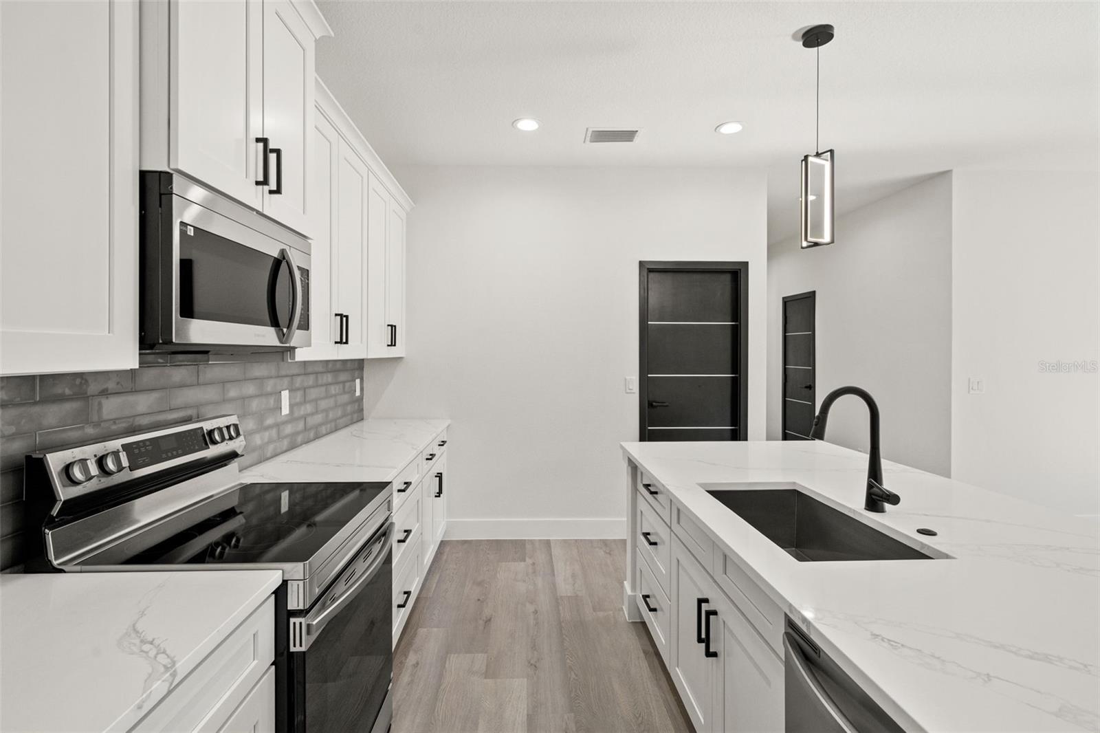 CITRUS SPGS UNIT 13 - Residential