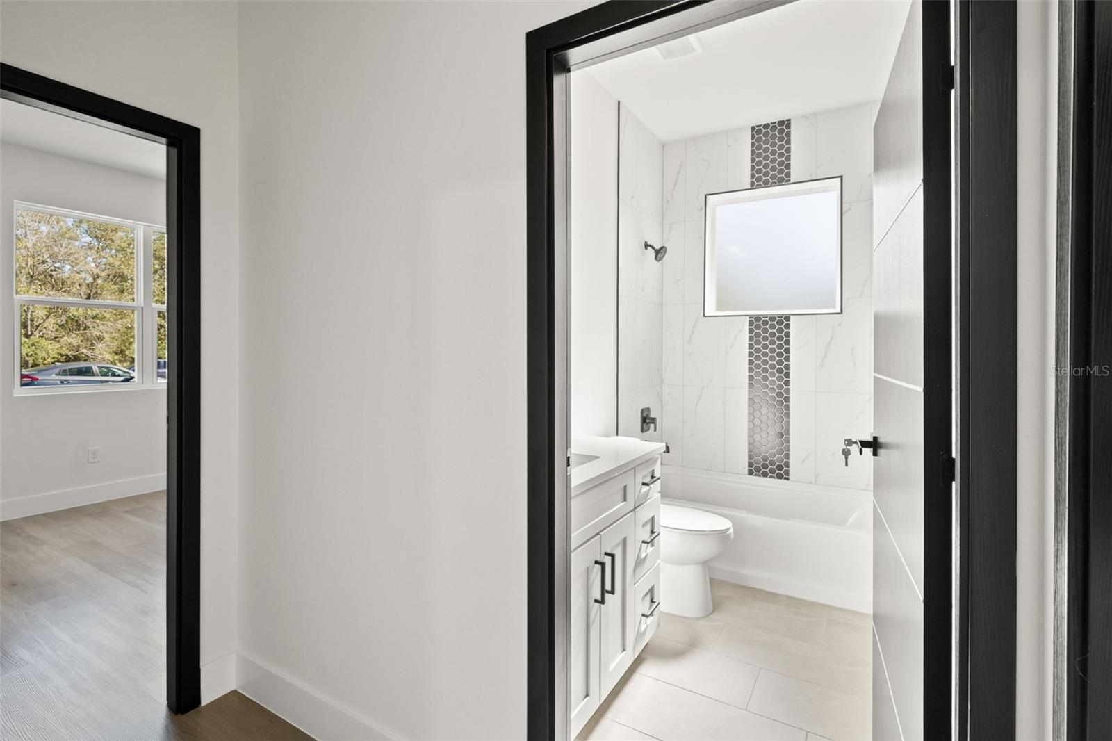 CITRUS SPGS UNIT 13 - Residential