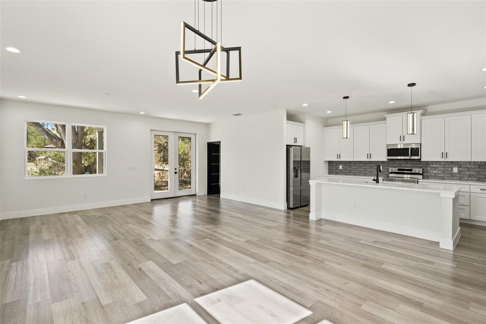 CITRUS SPGS UNIT 13 - Residential