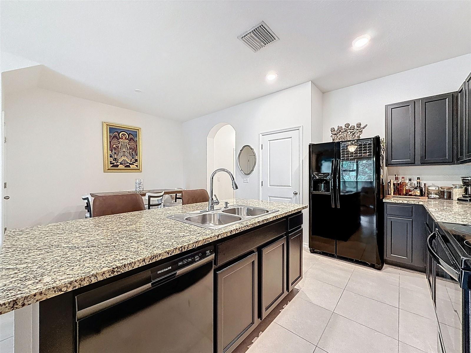 16196 TRADITIONAL BLUFF PLACE