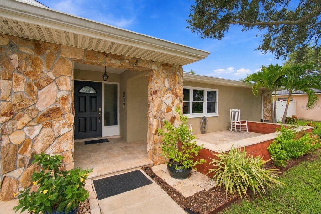 Photo of 1967 Arvis Circle E, Clearwater, FL 33764 (MLS # TB8549366)