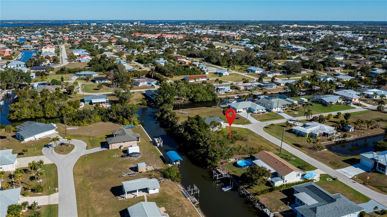 CHARLOTTE PARK - Land