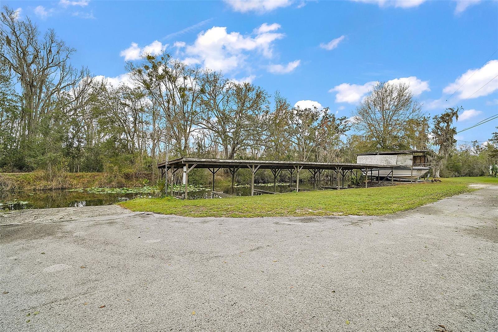 11325 OCKLAWAHA DRIVE