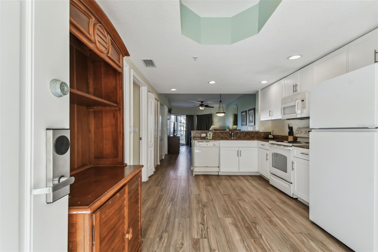 SUNSET VISTAS CONDO HOTEL ON THE GULF - Residential