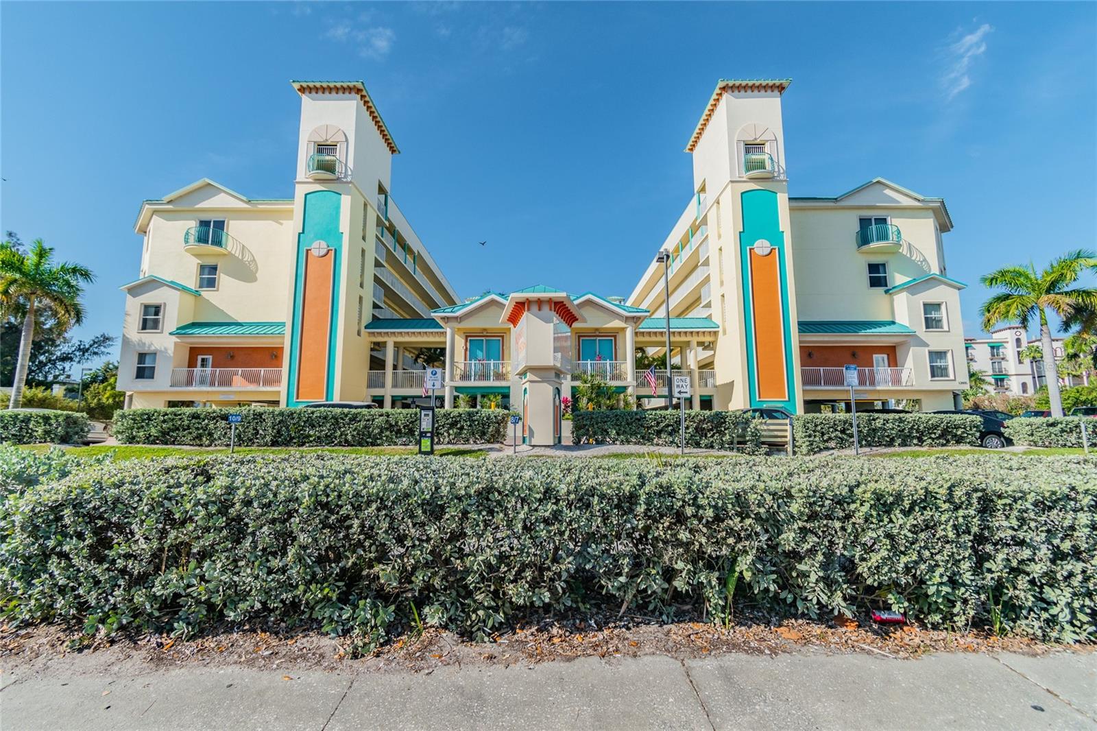 SUNSET VISTAS CONDO HOTEL ON THE GULF - Residential