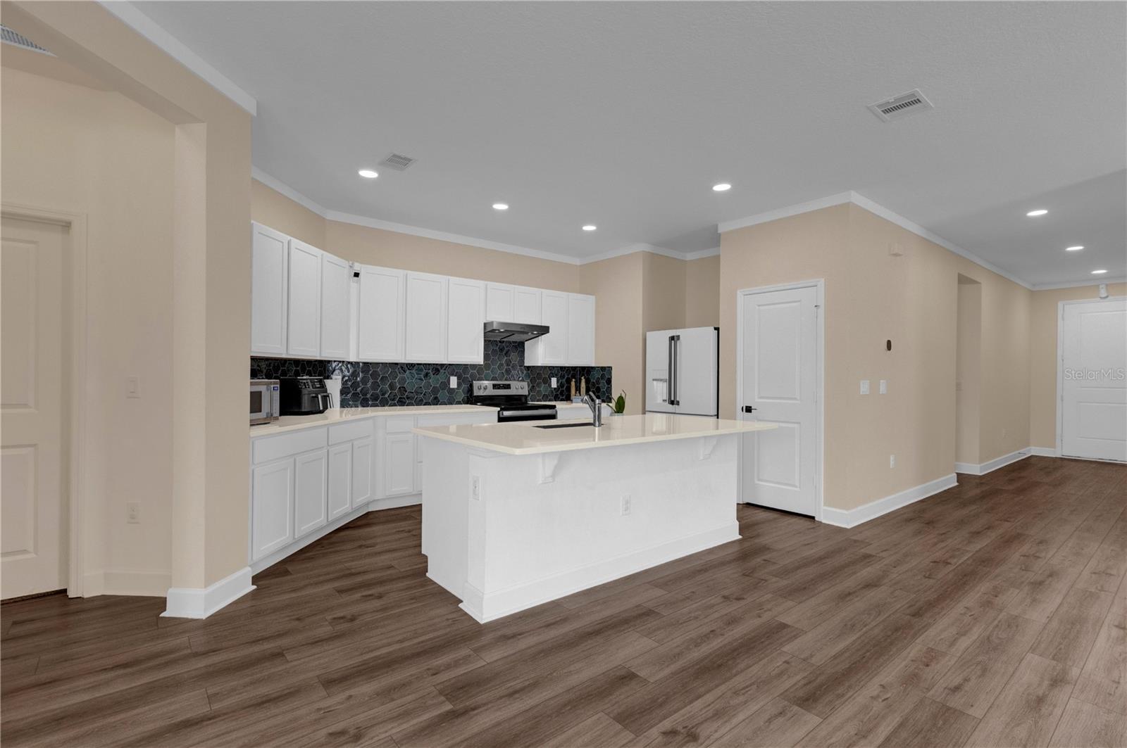 DEER RUN ESTATES - Residential Lease