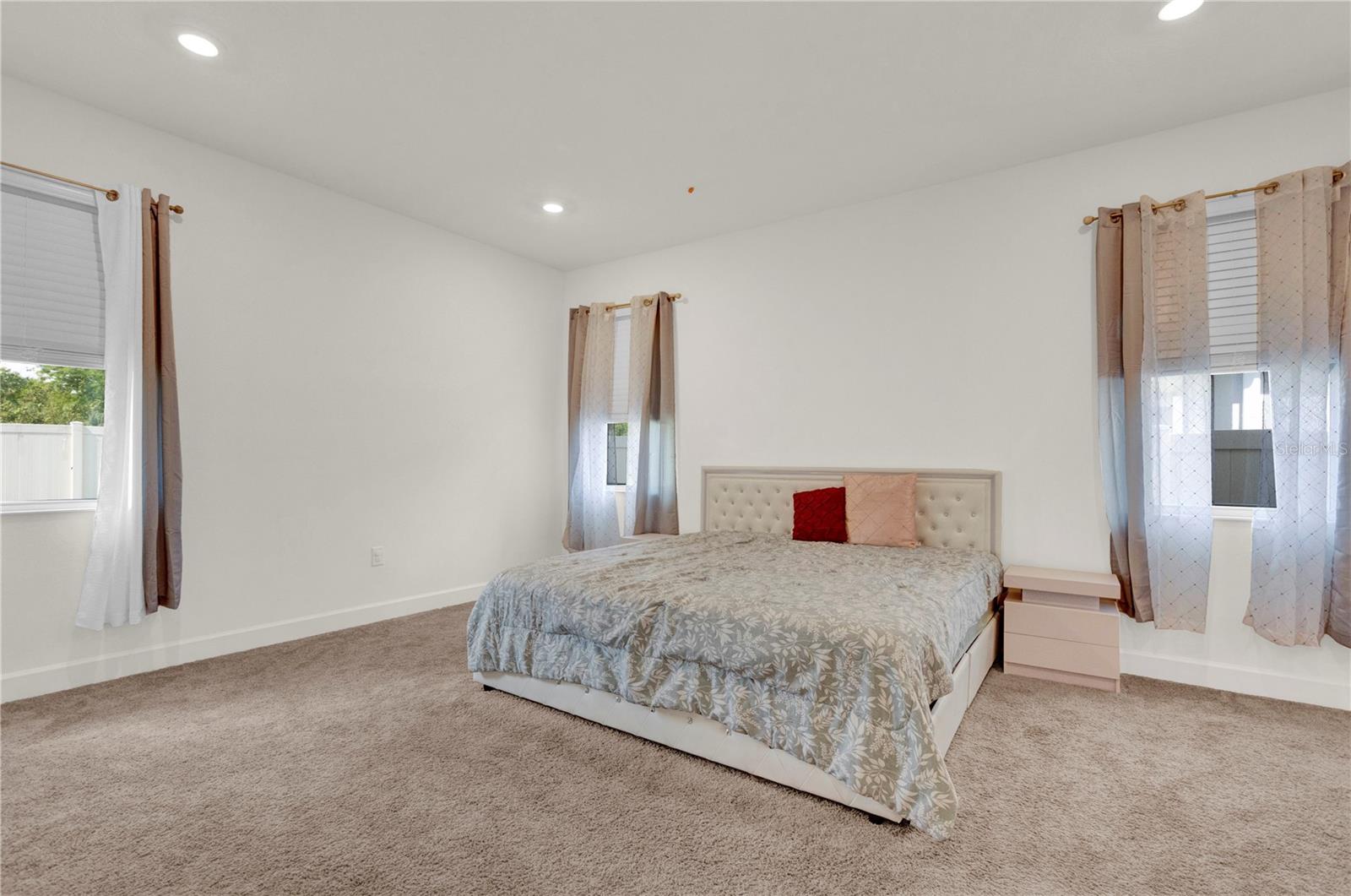 DEER RUN ESTATES - Residential Lease