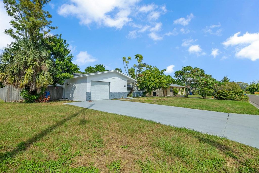Photo of 2197 63rd Avenue S, St Petersburg, FL 33712 (MLS # S5134134)