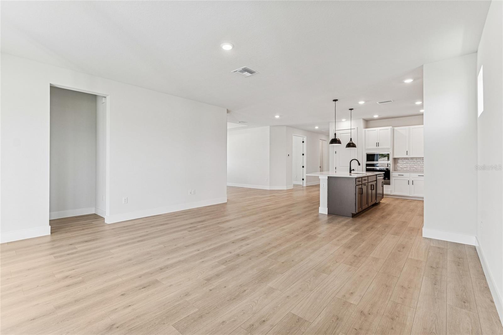 NORTH RIVER RANCH - Residential