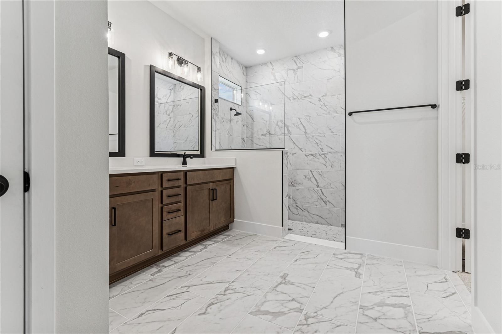 NORTH RIVER RANCH - Residential