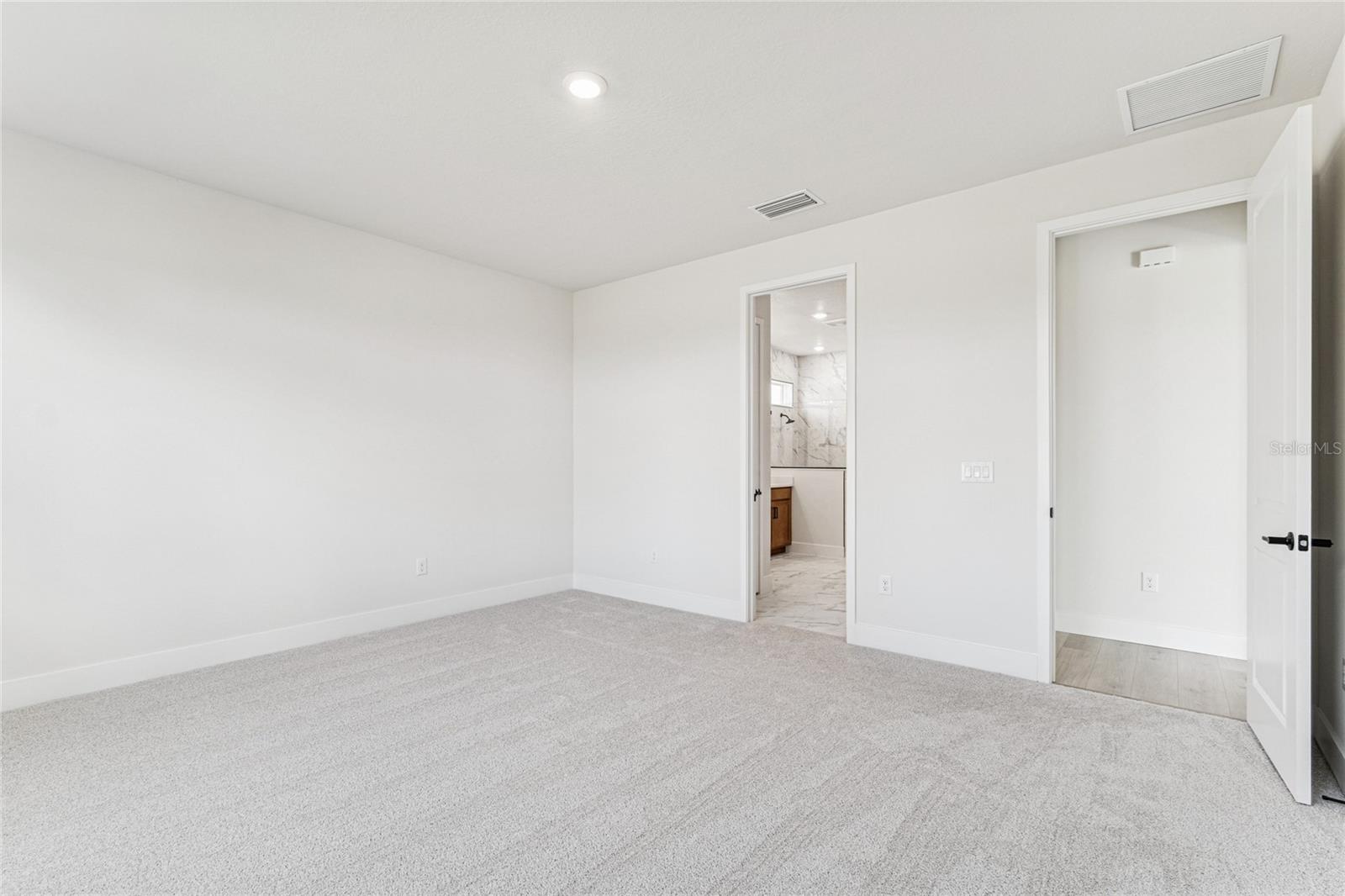 NORTH RIVER RANCH - Residential