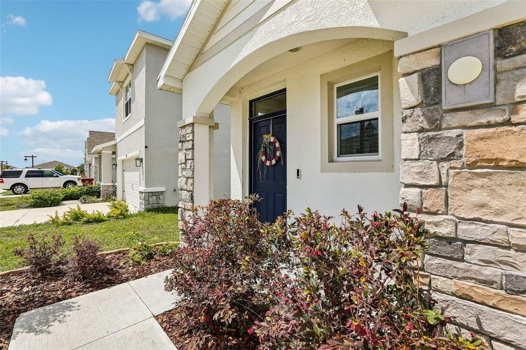 Photo of 3520 Maple Grove Way, Plant City, FL 33565 (MLS # S5148885)