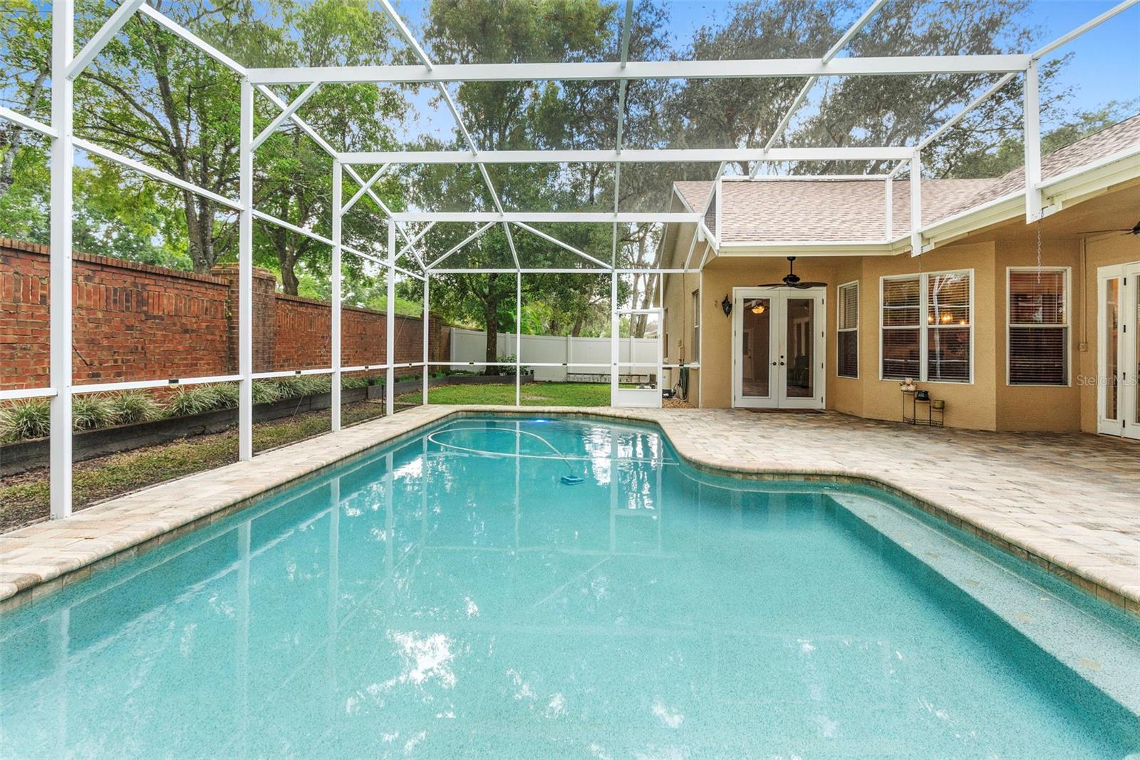 HUNTERS STAND AT CARILLON - Residential