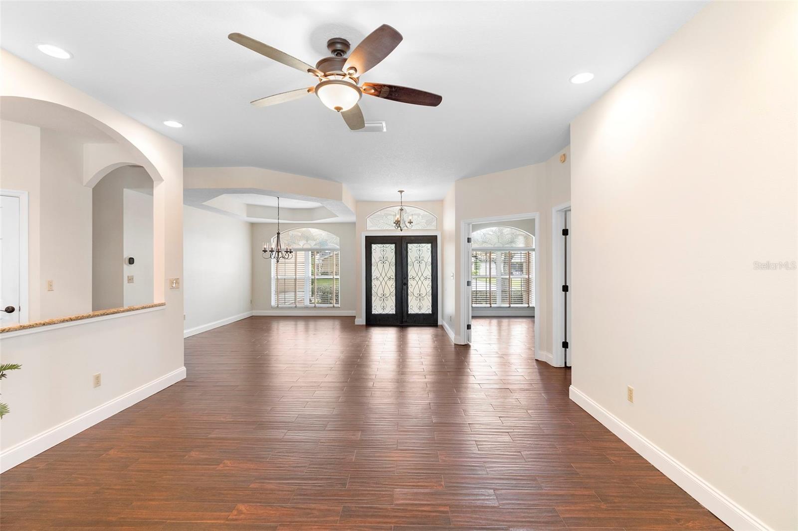HUNTERS STAND AT CARILLON - Residential