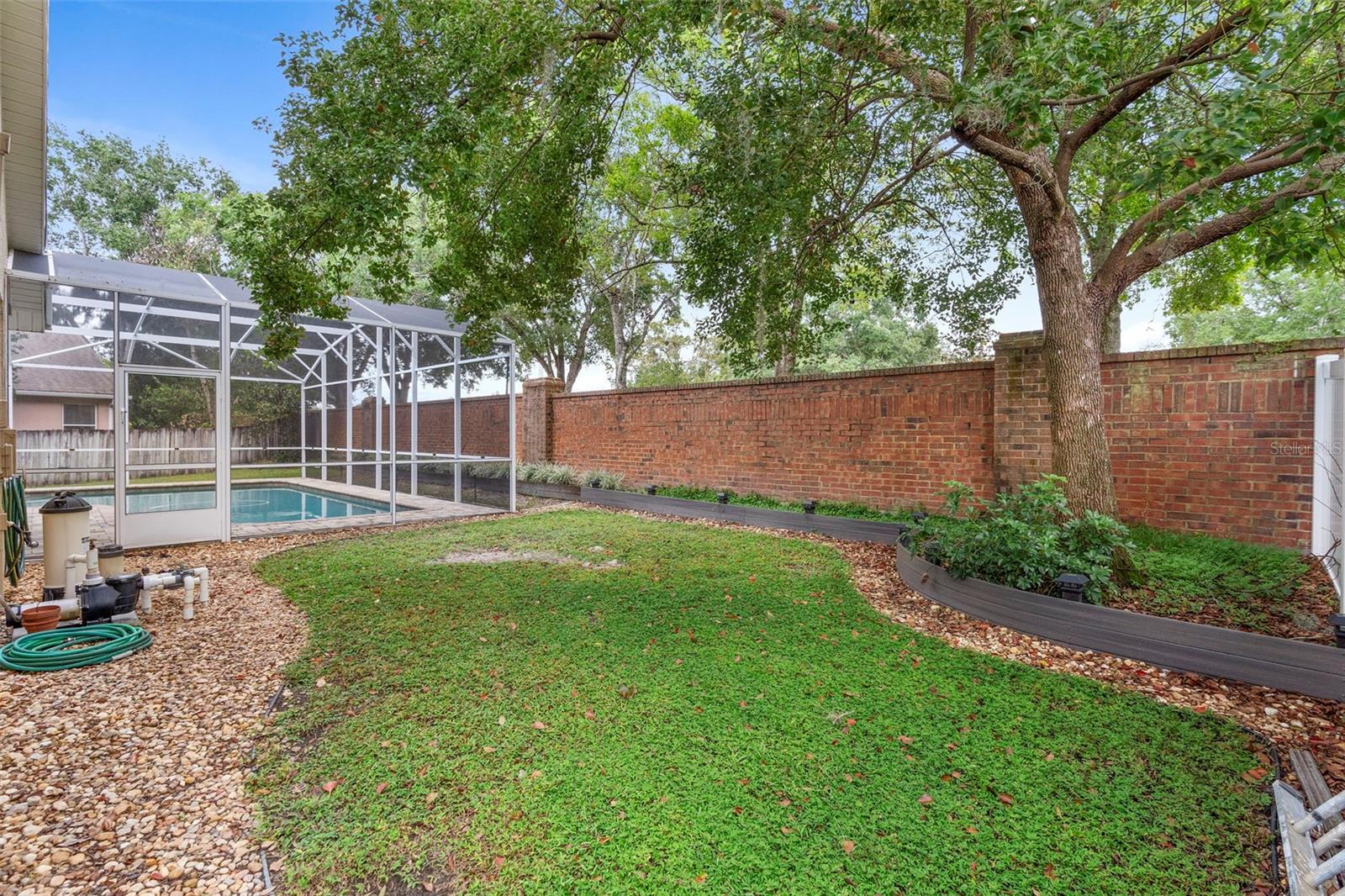 HUNTERS STAND AT CARILLON - Residential