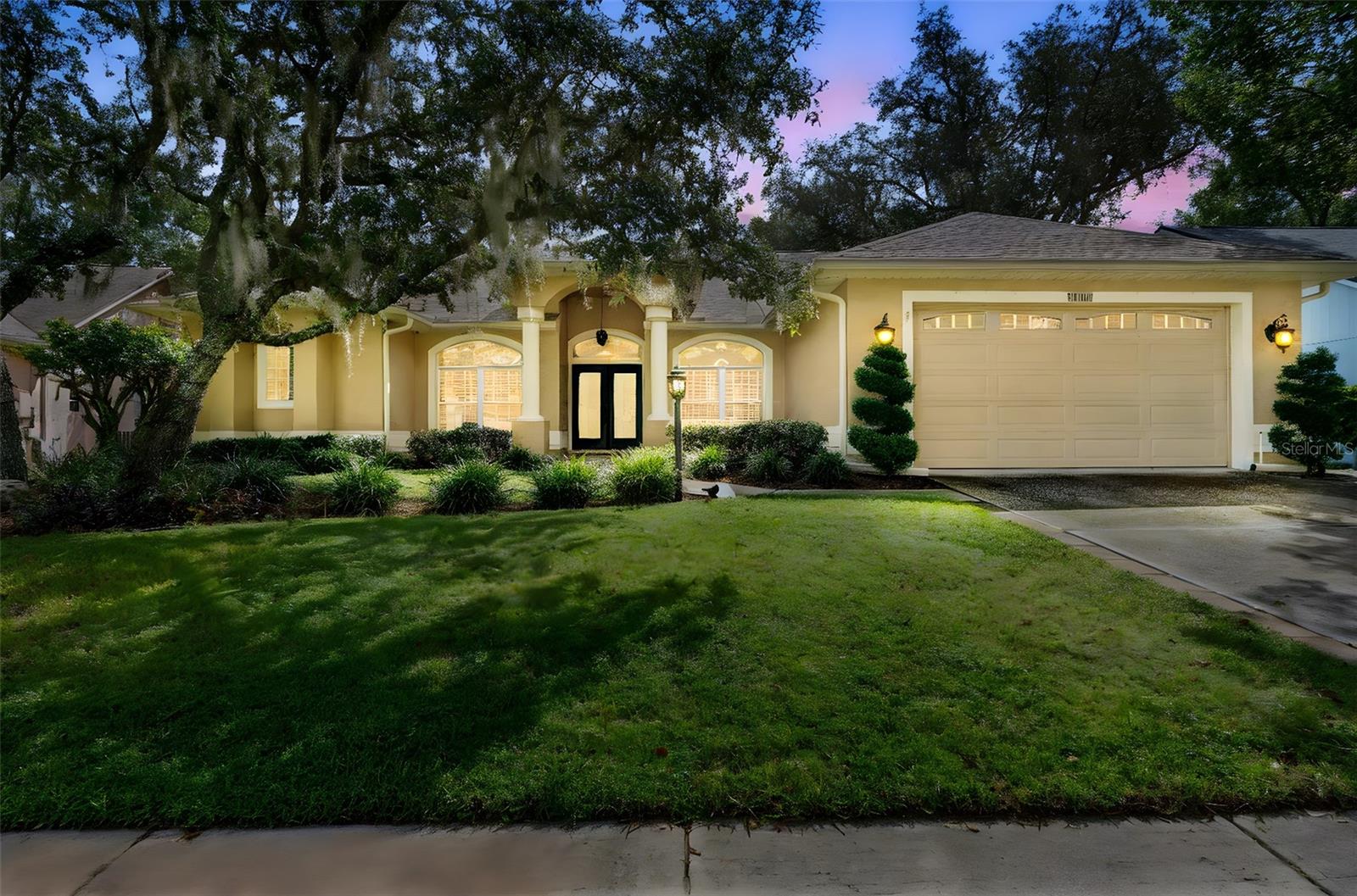 HUNTERS STAND AT CARILLON - Residential