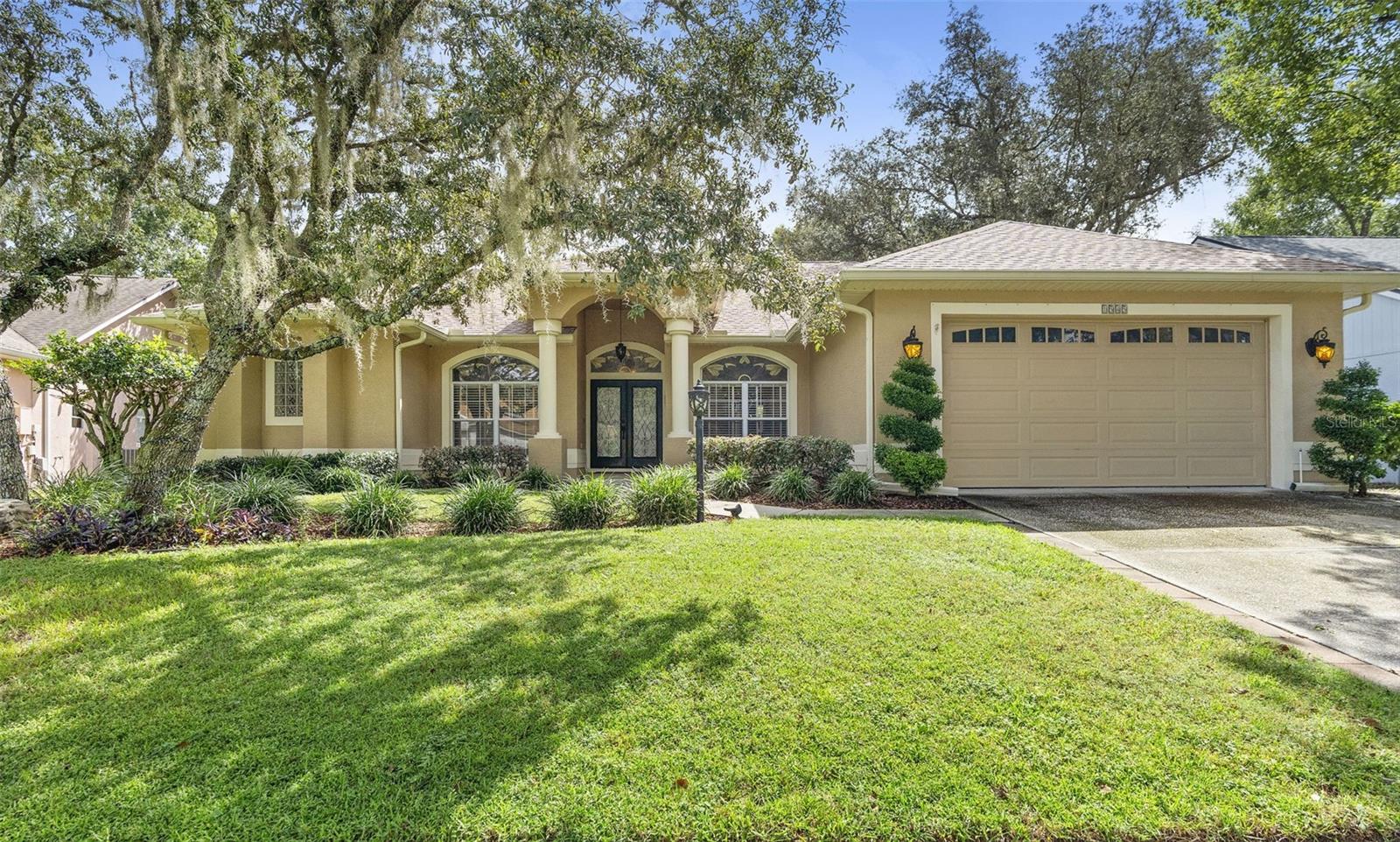 HUNTERS STAND AT CARILLON - Residential
