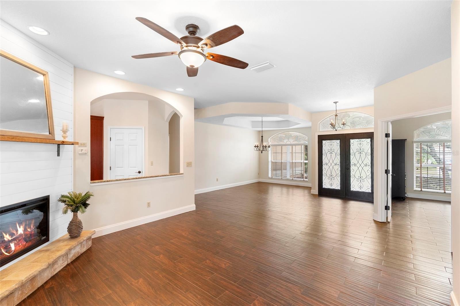 HUNTERS STAND AT CARILLON - Residential