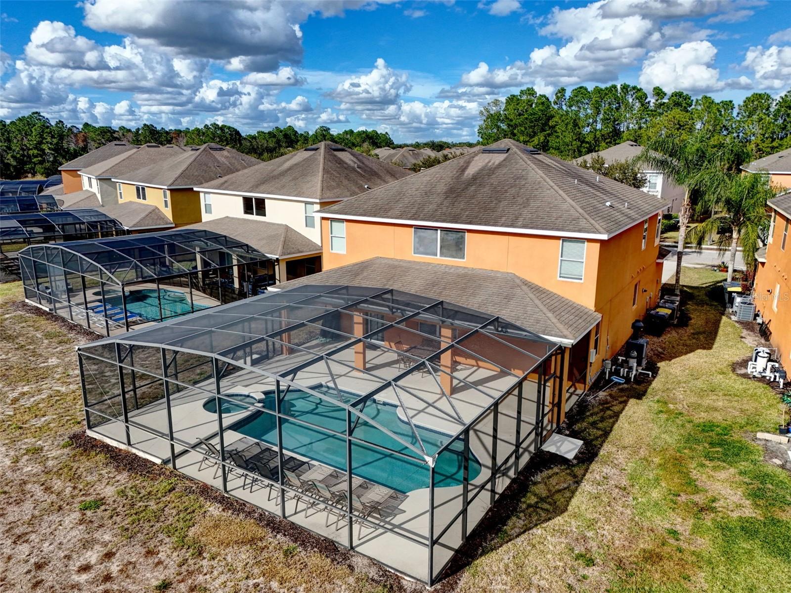 WATERSONG PH 01 - Residential