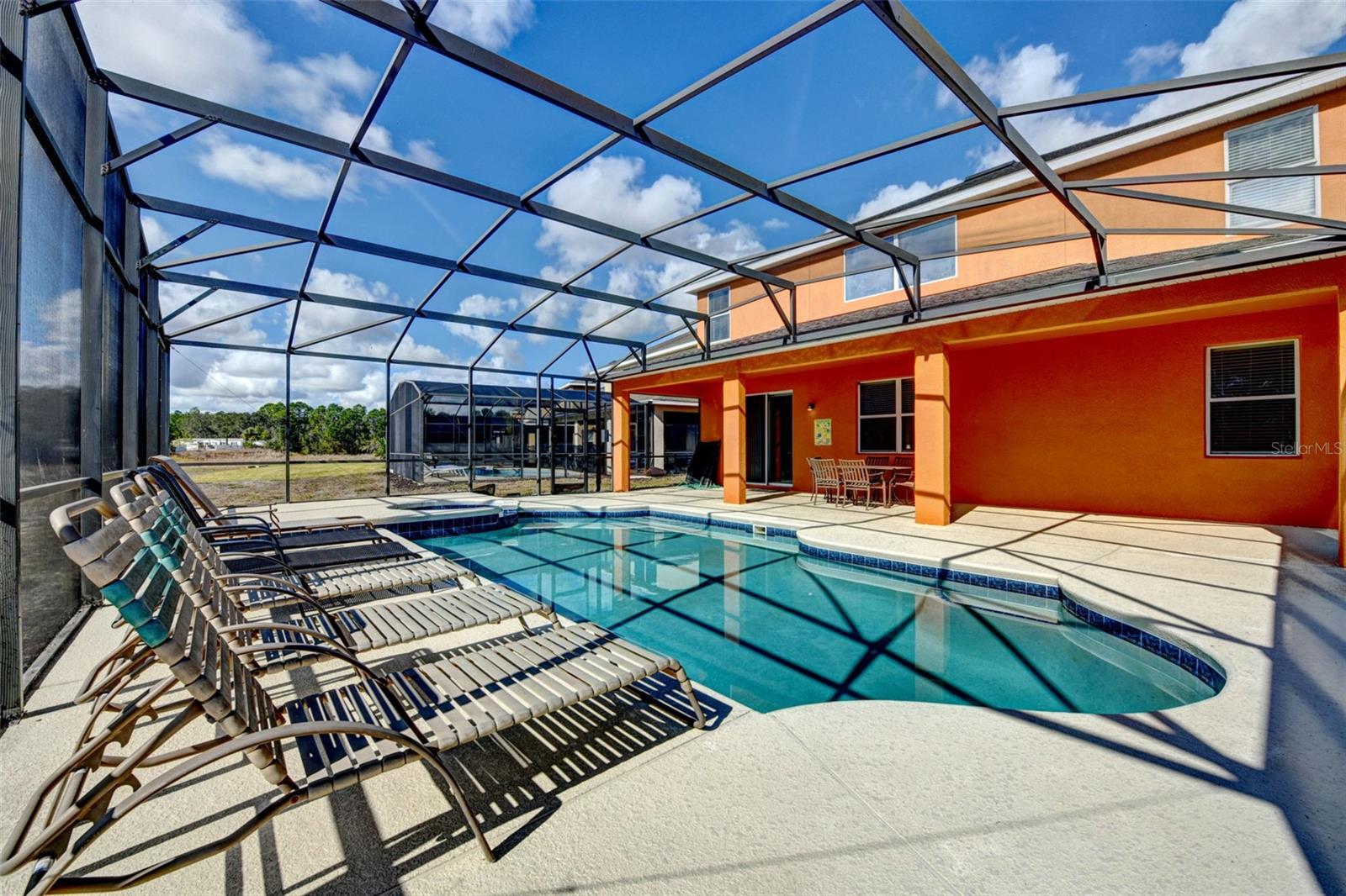 WATERSONG PH 01 - Residential