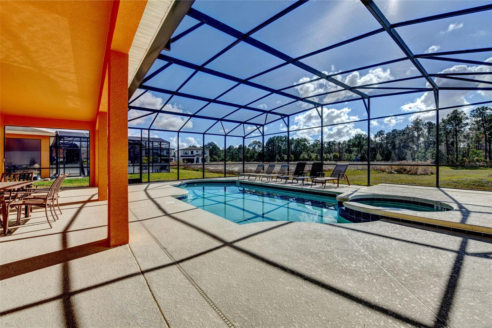 WATERSONG PH 01 - Residential