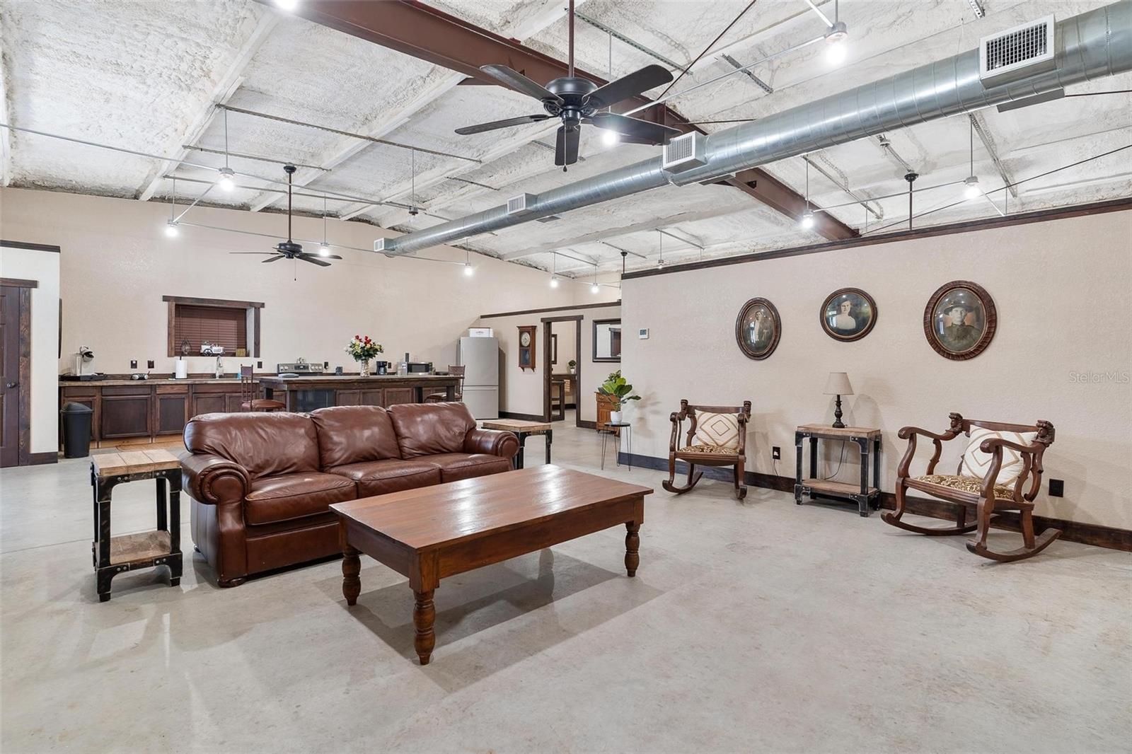 ACREAGE - Residential