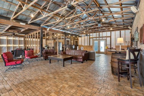 Tiny photo for 7086 Number Two Road, Howey In The Hills, FL 34737 (MLS # G5102448)