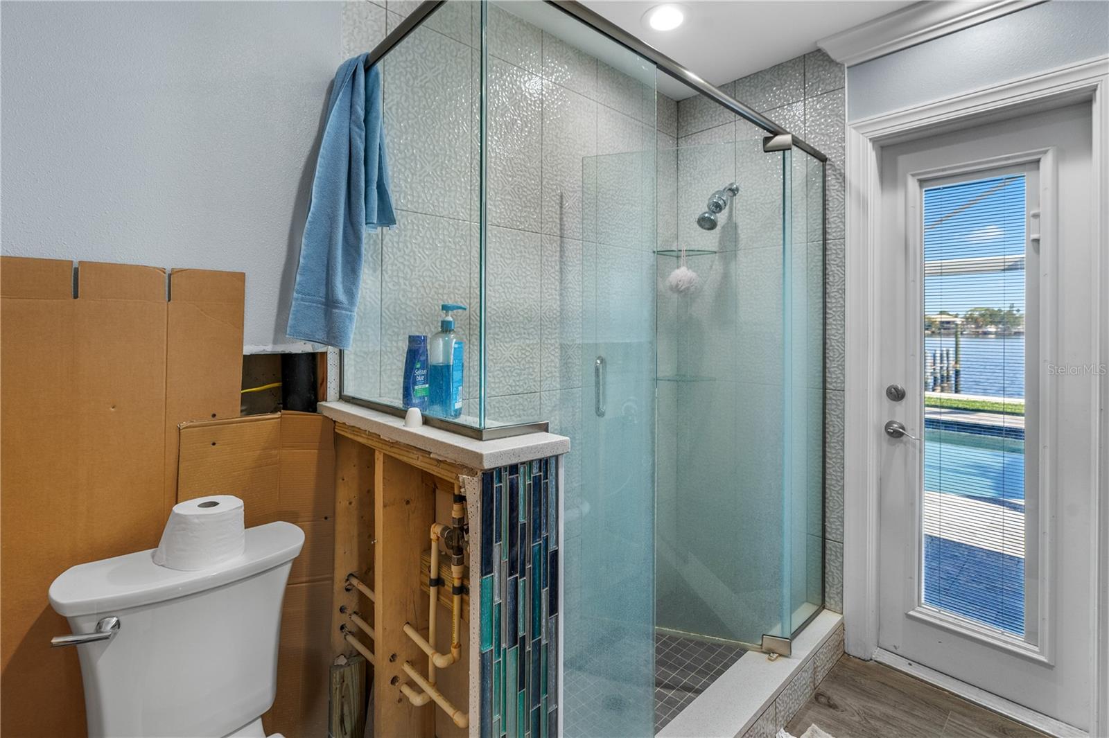 HARBOR ISLE - Residential