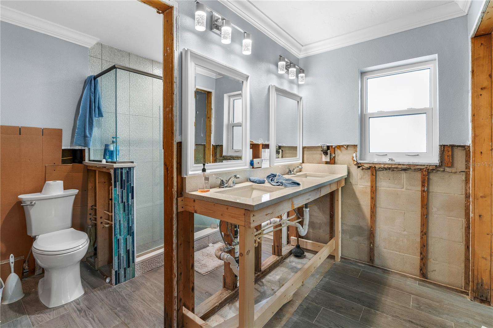 HARBOR ISLE - Residential