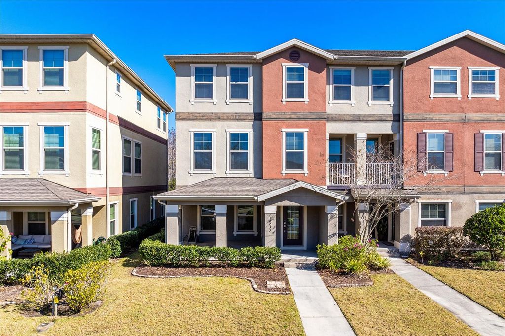 Photo of 10033 Town Lake Dr, Orlando, FL 32832 (MLS # O6378416)