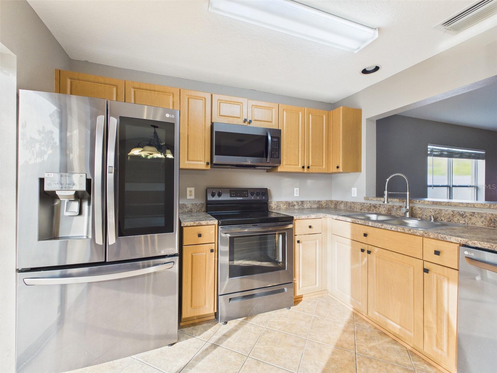 SPRING RIDGE - Residential