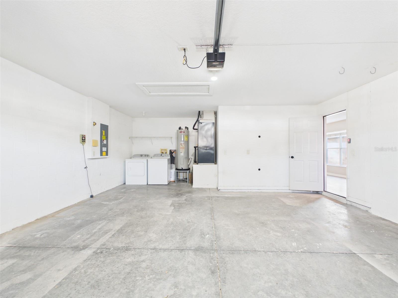 SPRING RIDGE - Residential