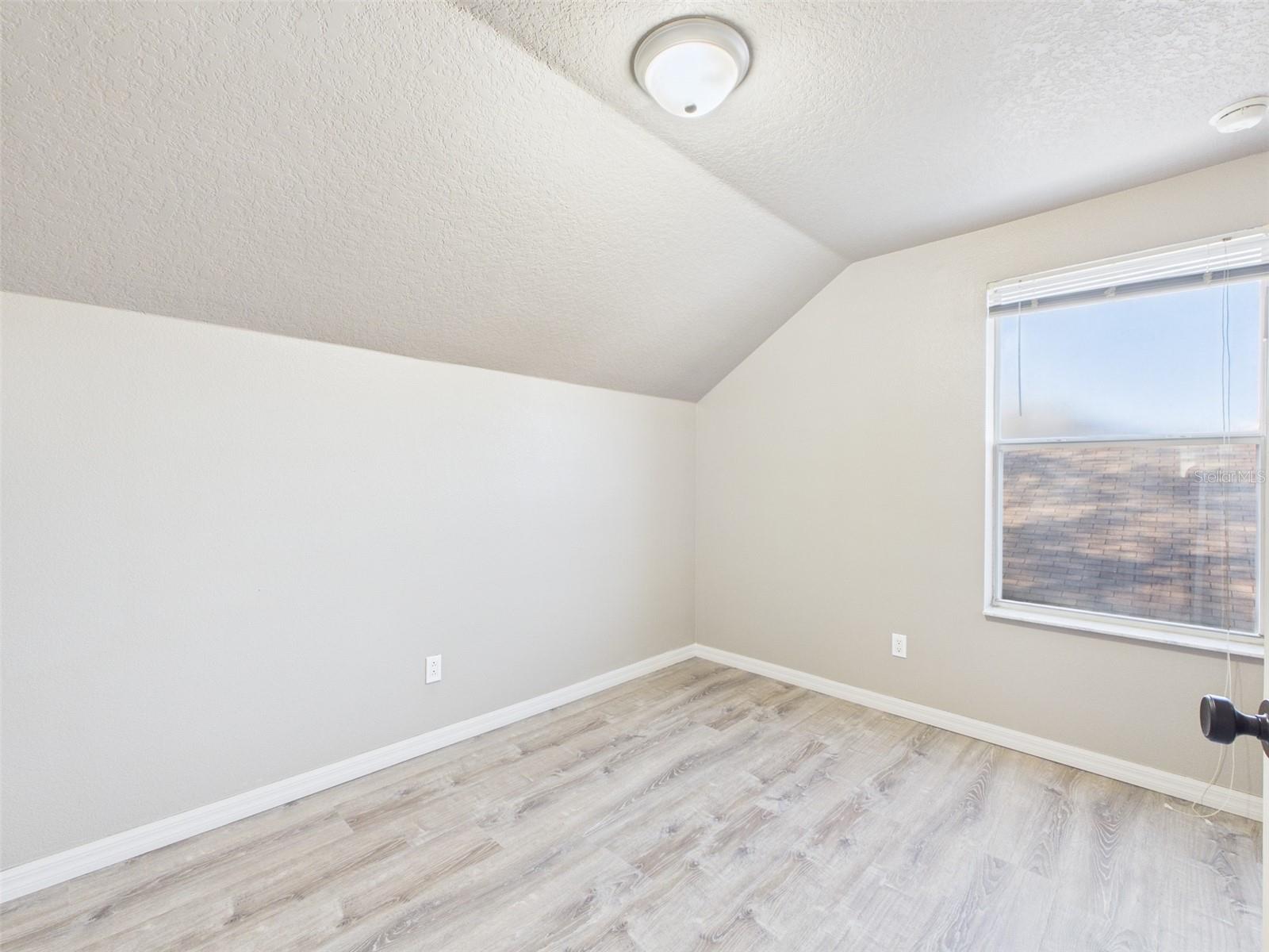 SPRING RIDGE - Residential