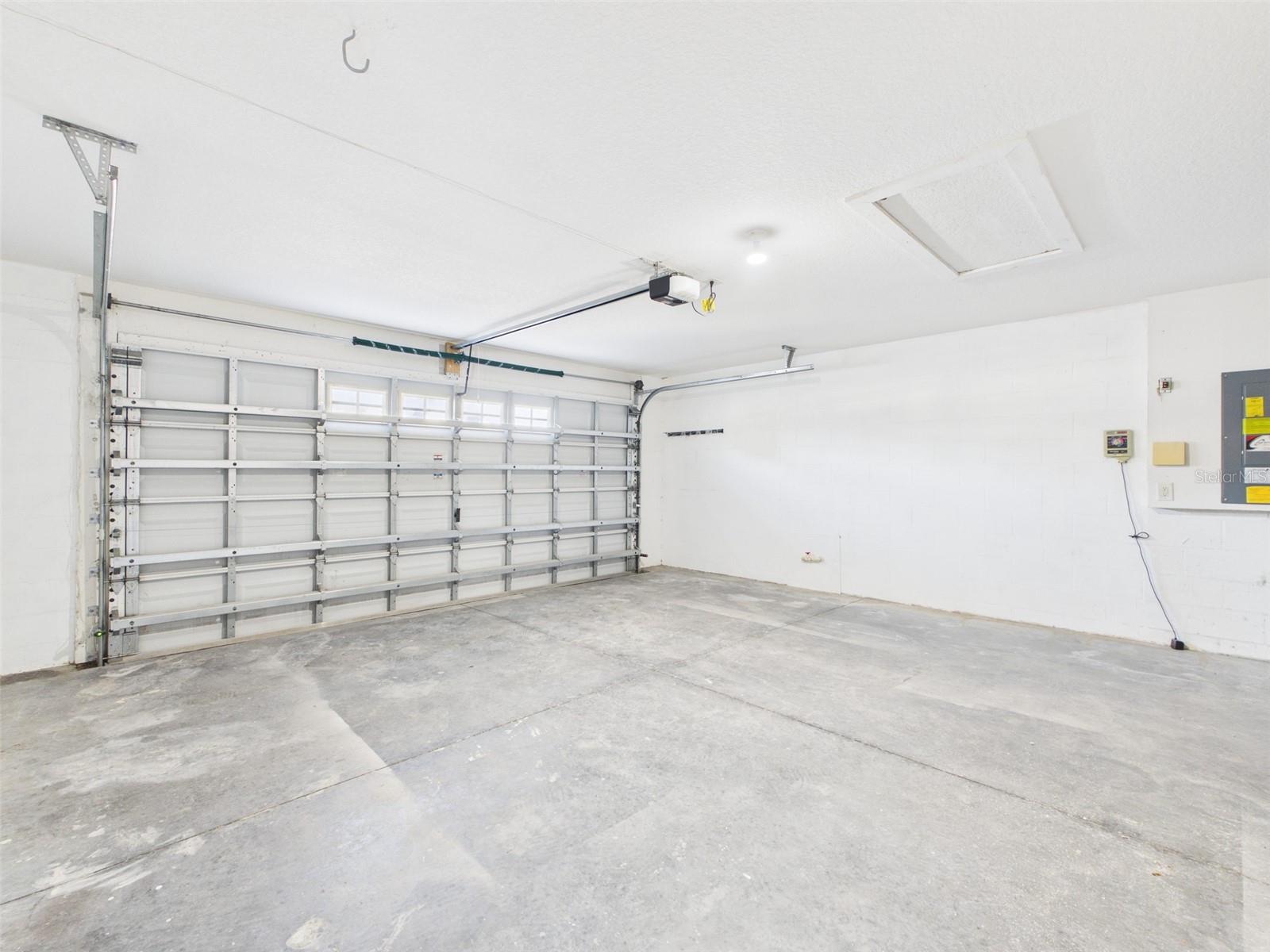 SPRING RIDGE - Residential