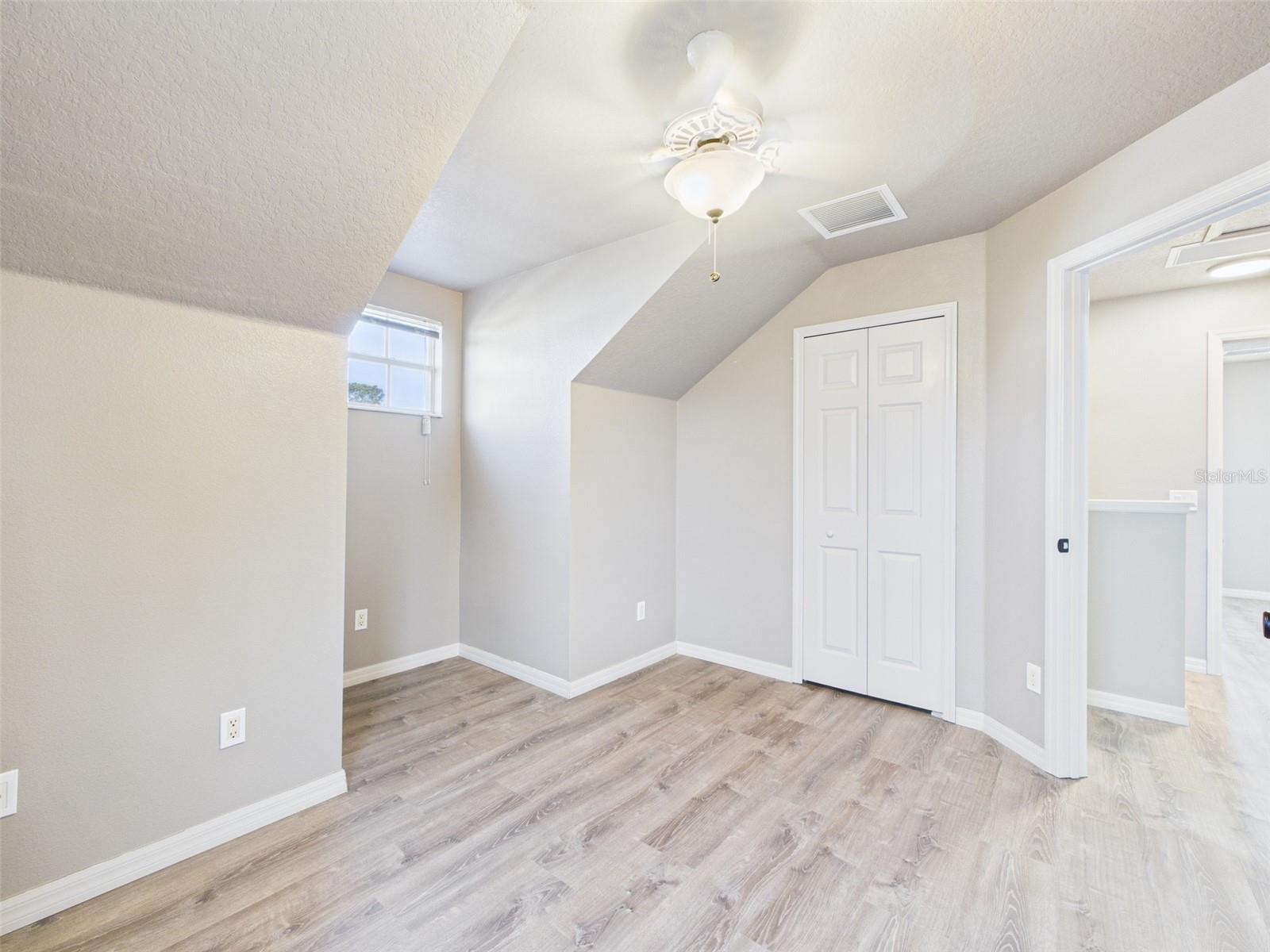 SPRING RIDGE - Residential