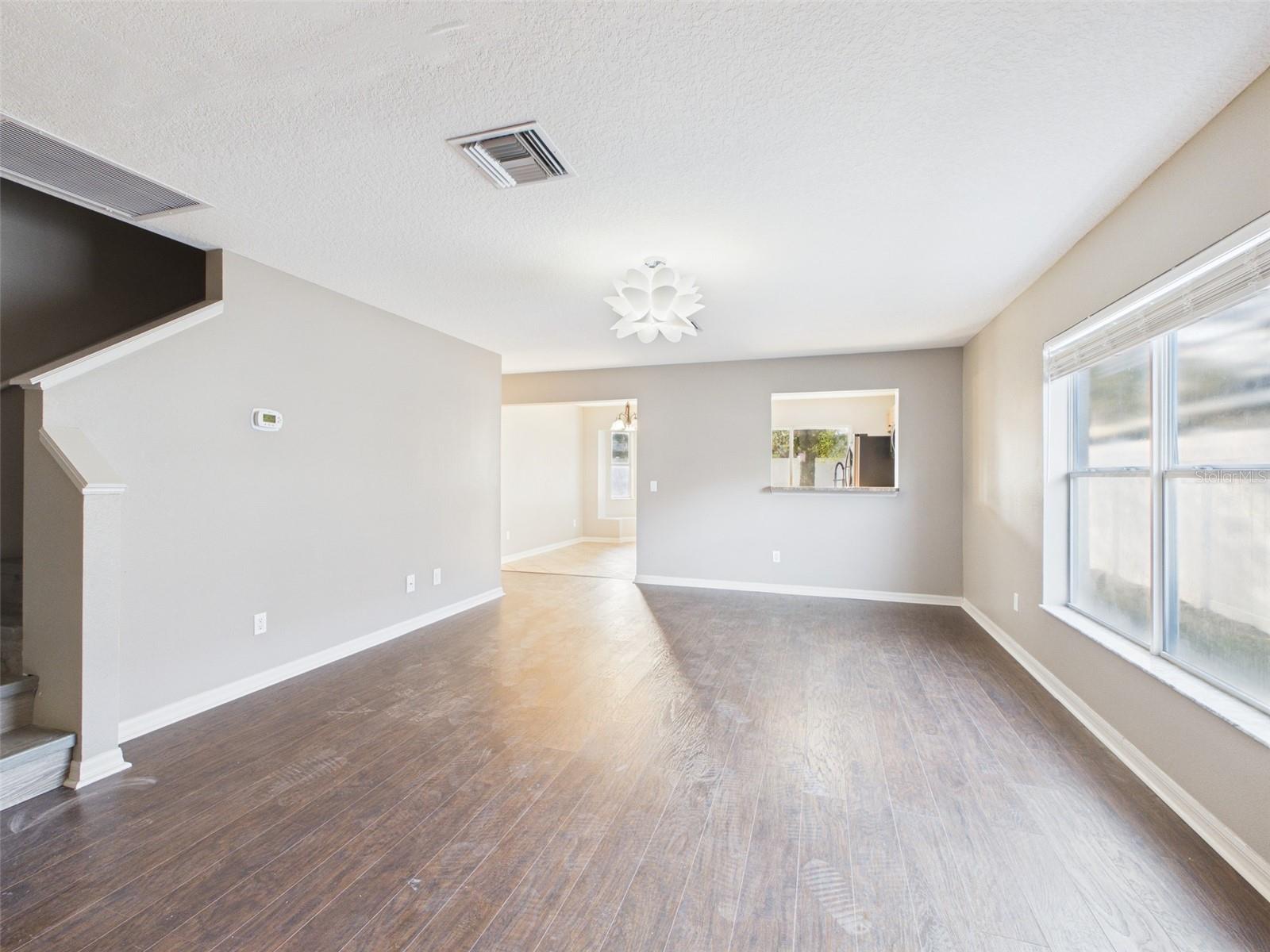 SPRING RIDGE - Residential