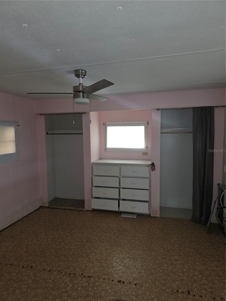 BAY ARISTOCRAT VILLAGE MOBILE HOME PARK UNREC - Residential