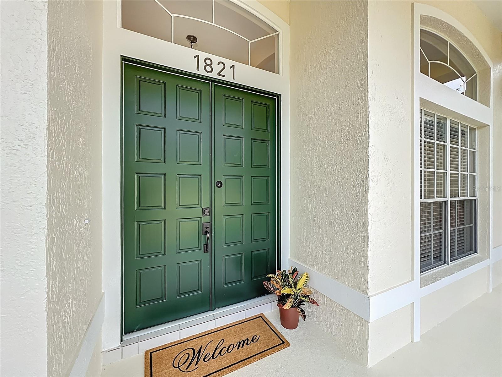 1821 CARILLON PARK DRIVE