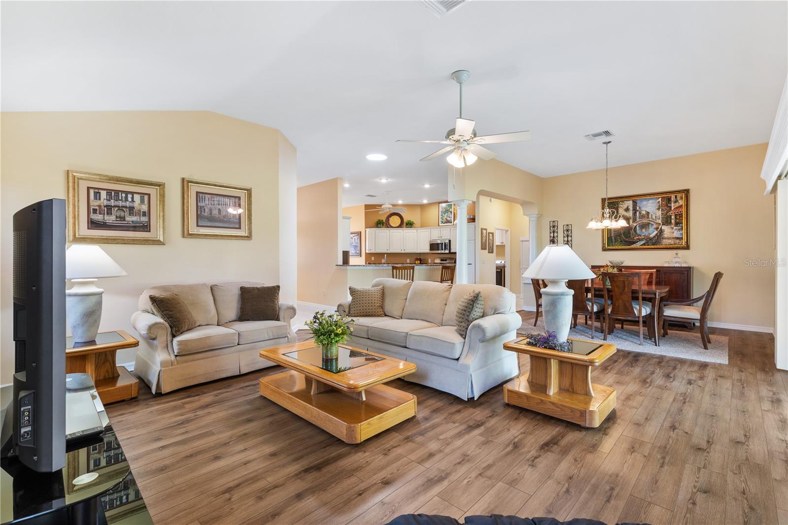 VILLAGES/MARION UN 54 - Residential