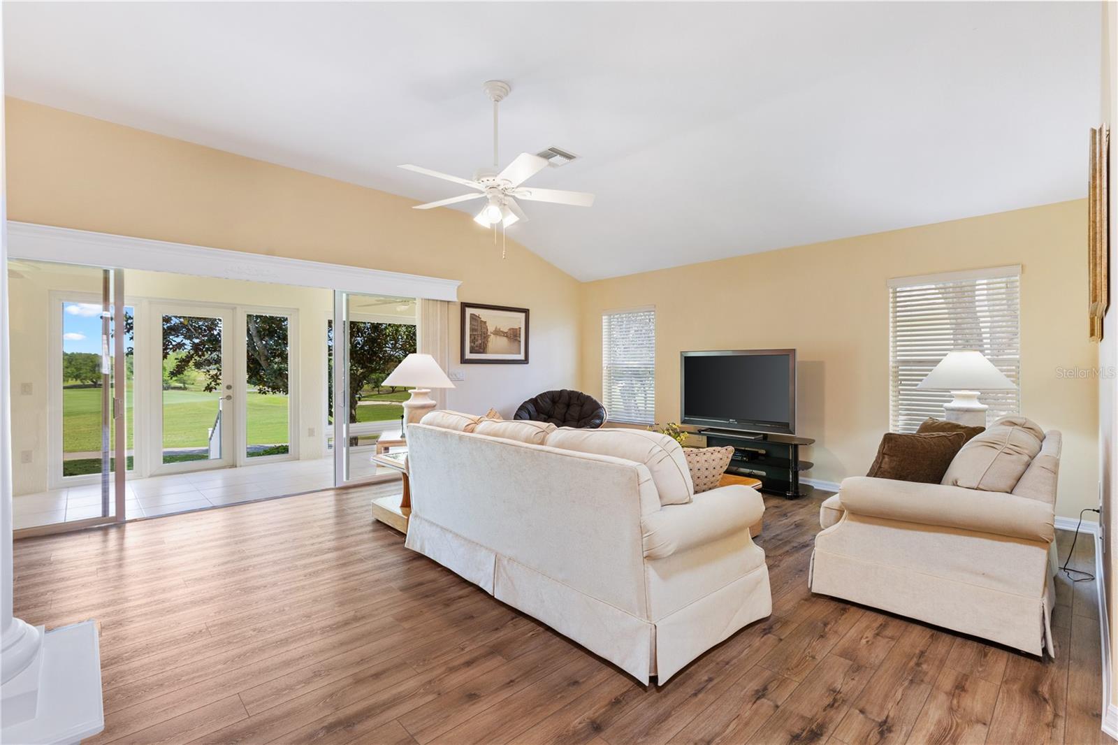 VILLAGES/MARION UN 54 - Residential