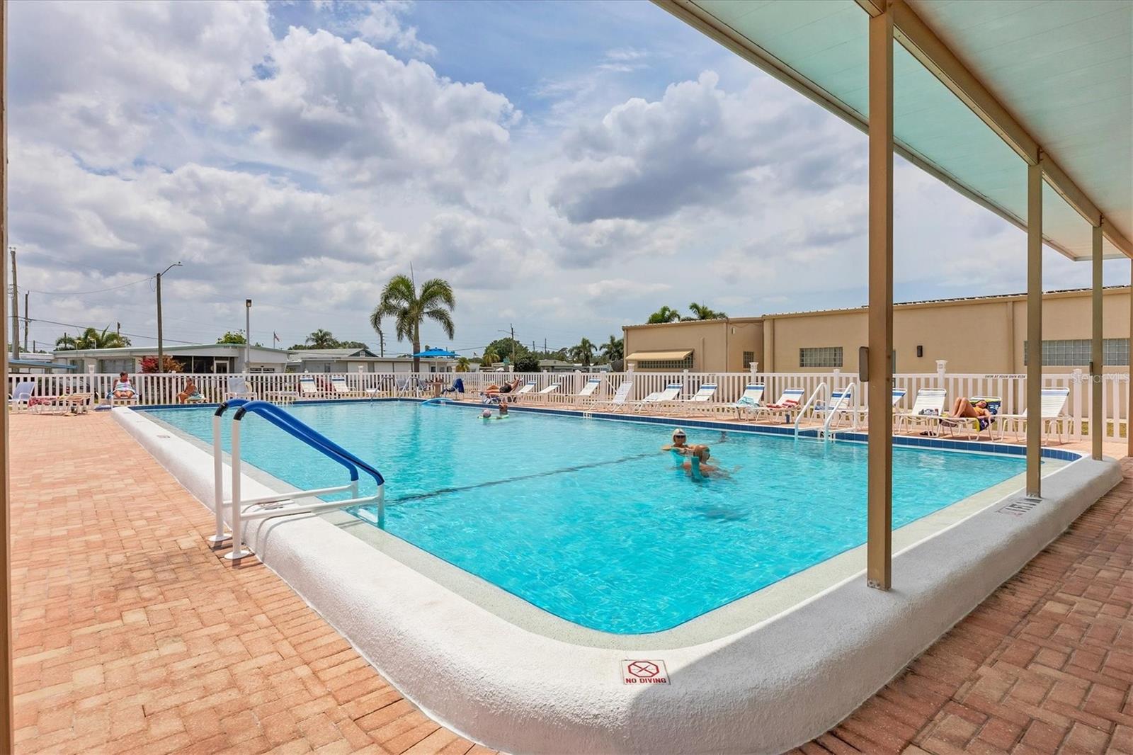 TIDEVUE/DE SOTO COMMUNITY UNIT ONE - Residential