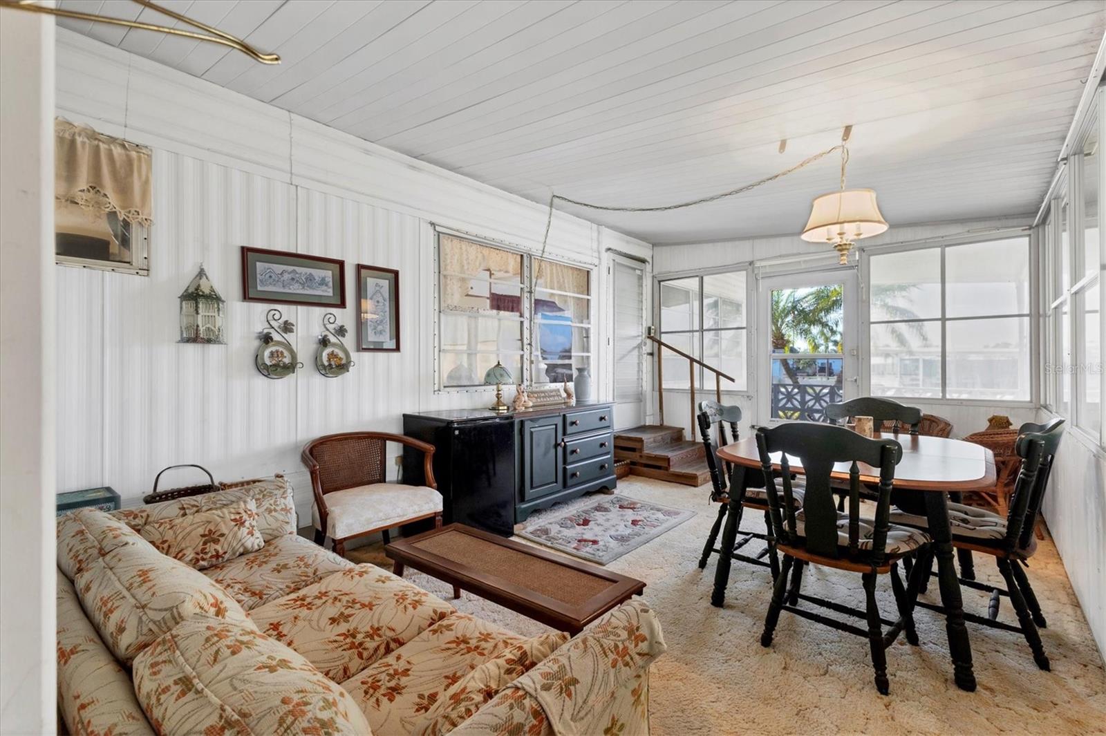 TIDEVUE/DE SOTO COMMUNITY UNIT ONE - Residential