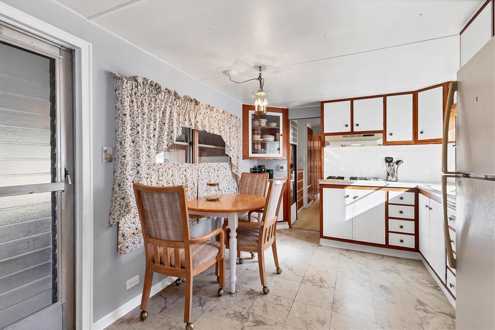 TIDEVUE/DE SOTO COMMUNITY UNIT ONE - Residential