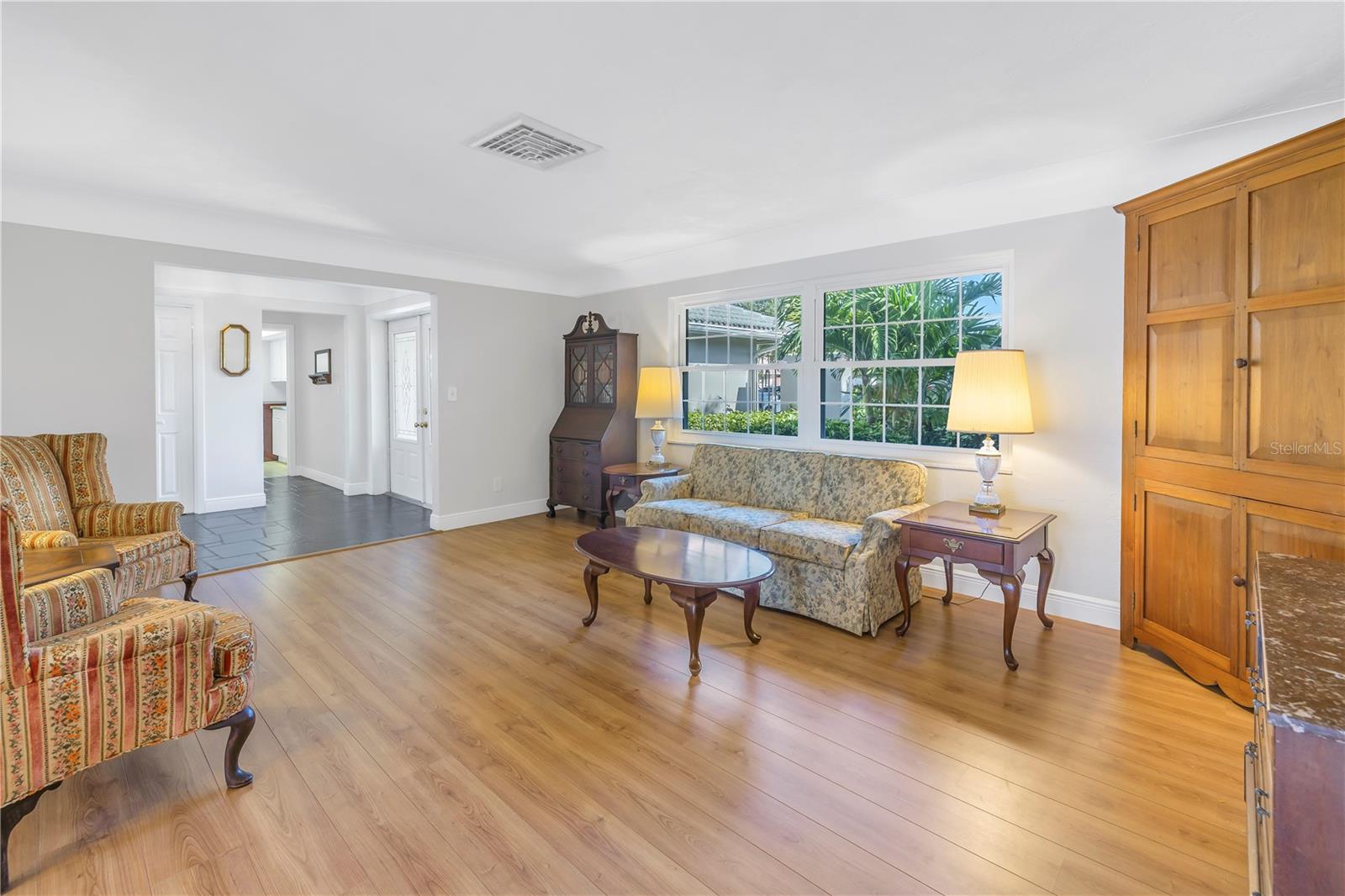 VENETIAN ISLES - Residential