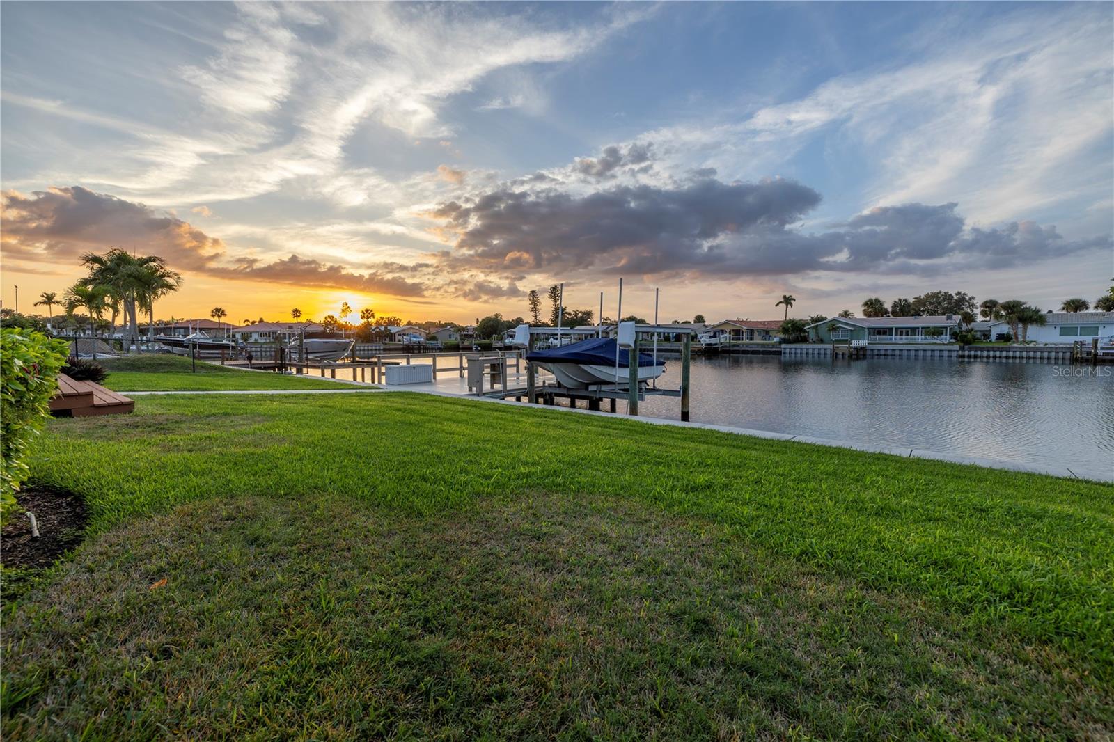 VENETIAN ISLES - Residential