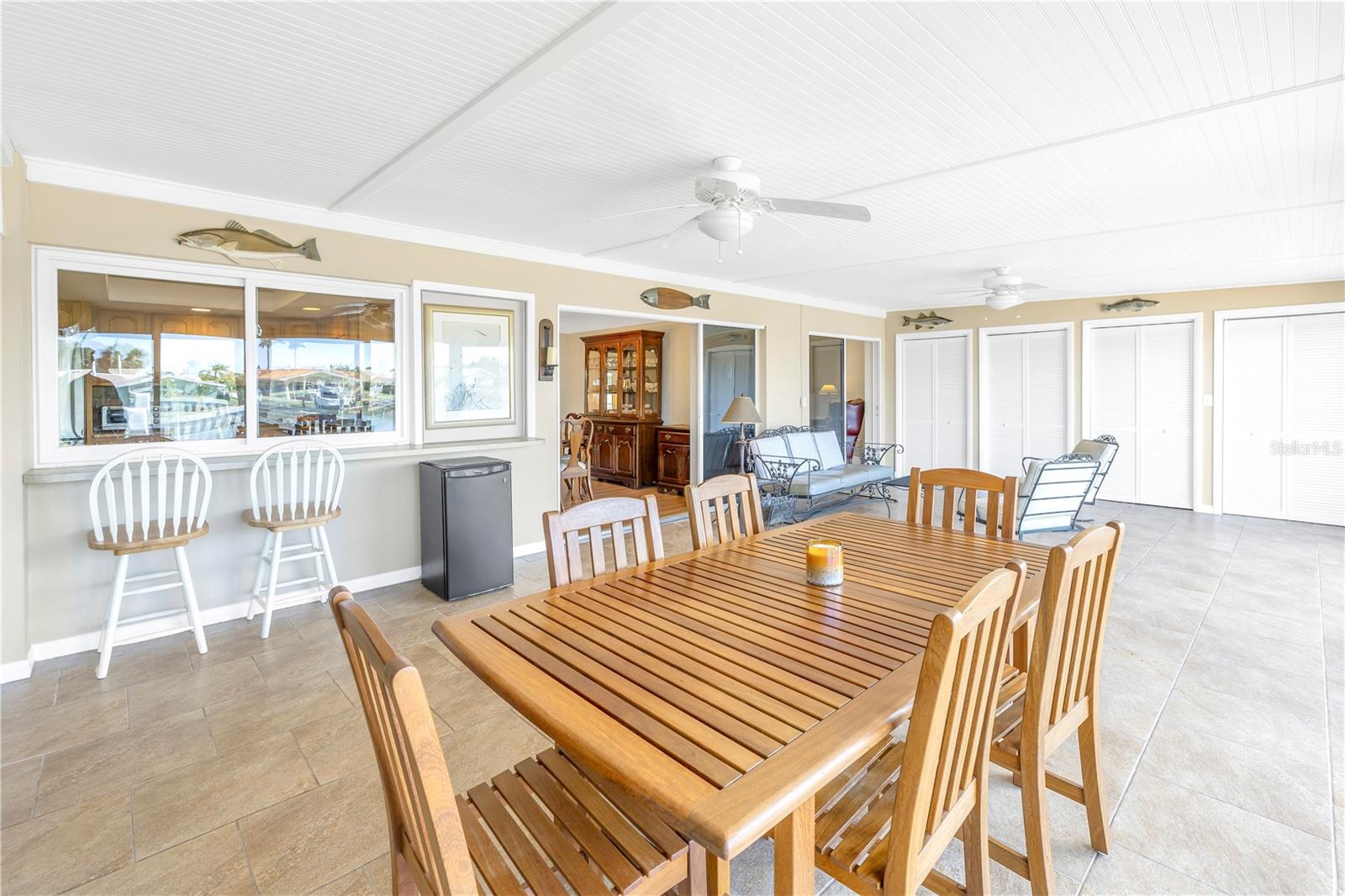 VENETIAN ISLES - Residential