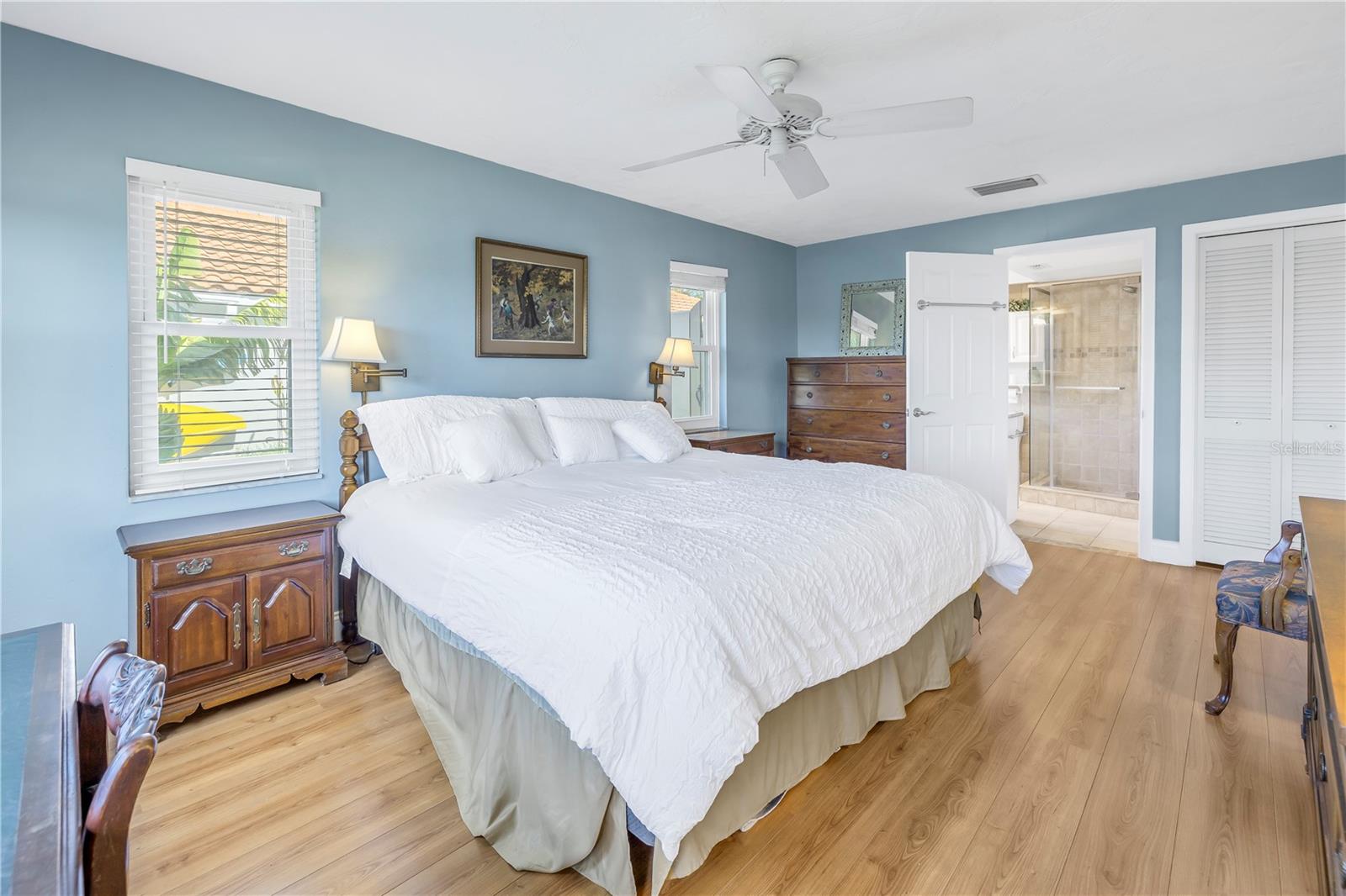 VENETIAN ISLES - Residential