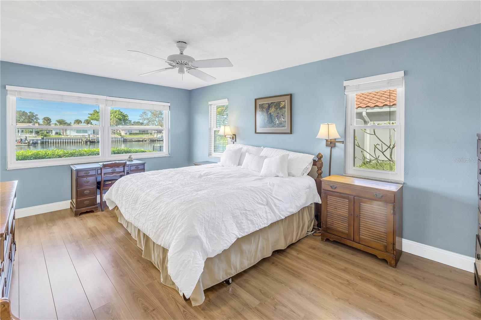 VENETIAN ISLES - Residential