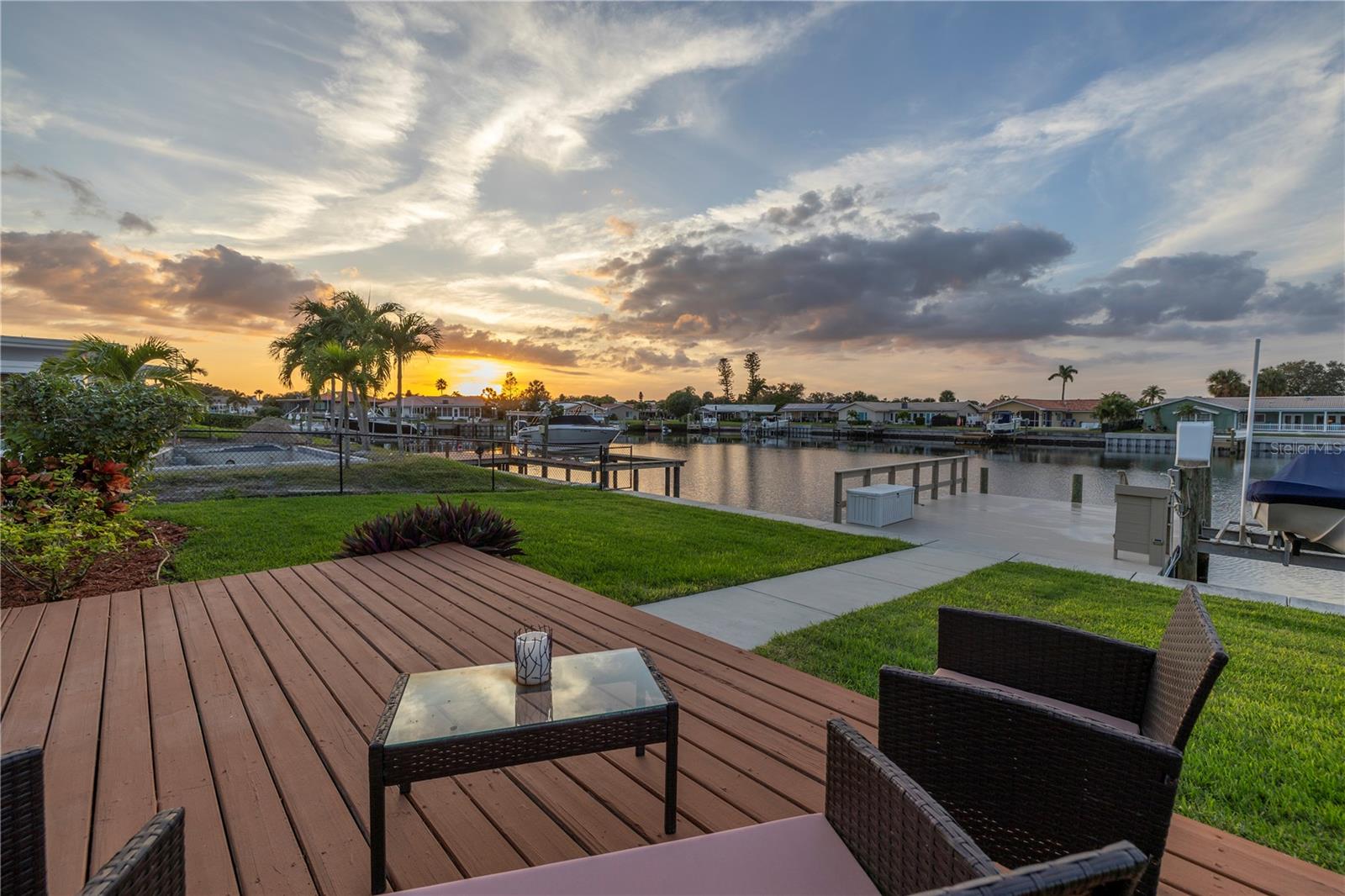 VENETIAN ISLES - Residential